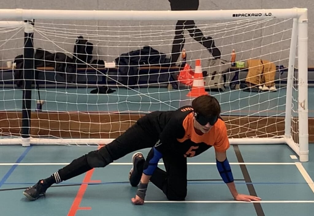 Goalball is een paralympische sport voor spelers met een visuele beperking. Team Nederland haalt geld op om over vier jaar mee te doen. Foto: PR