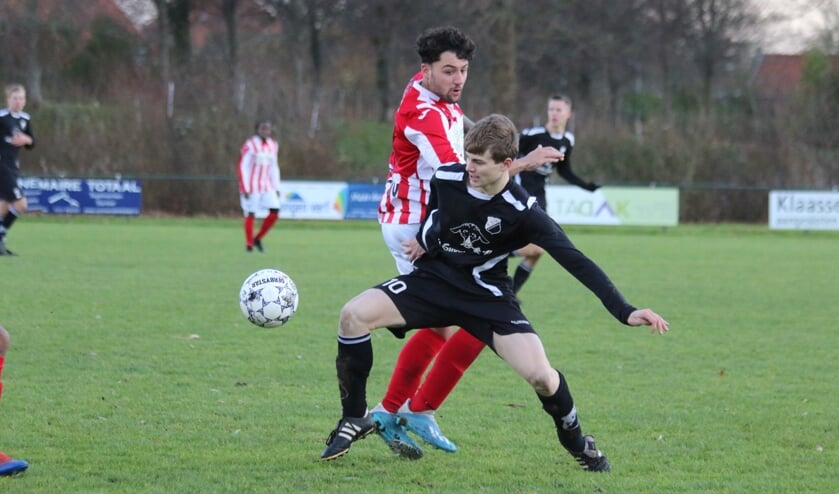 <p>Martijn Dalebout, tegen Vlissingen, weer succesvol namens Brouwershaven</p>