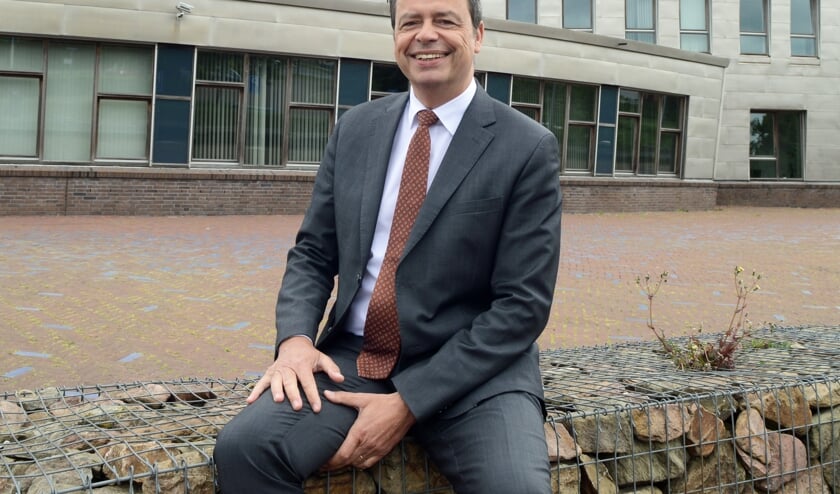 <p>Burgemeester Jack van der Hoek</p>