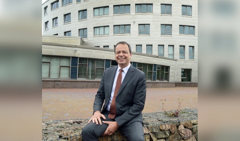 <p>Burgemeester Jack van der Hoek</p>