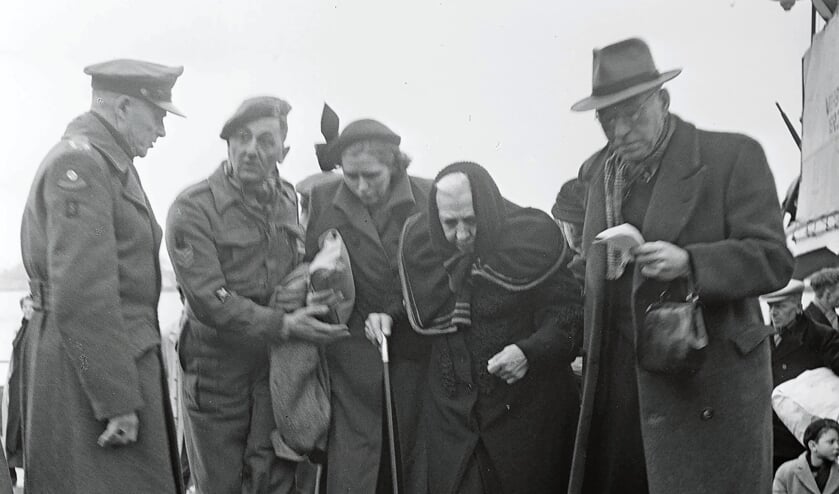 <p>6 febr 1953</p>