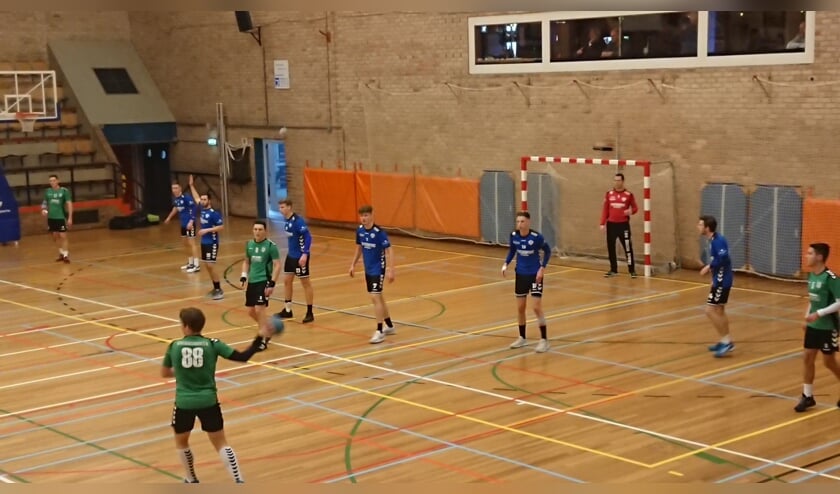 Handballers Delta Sport/EOC doen zichzelf de das om