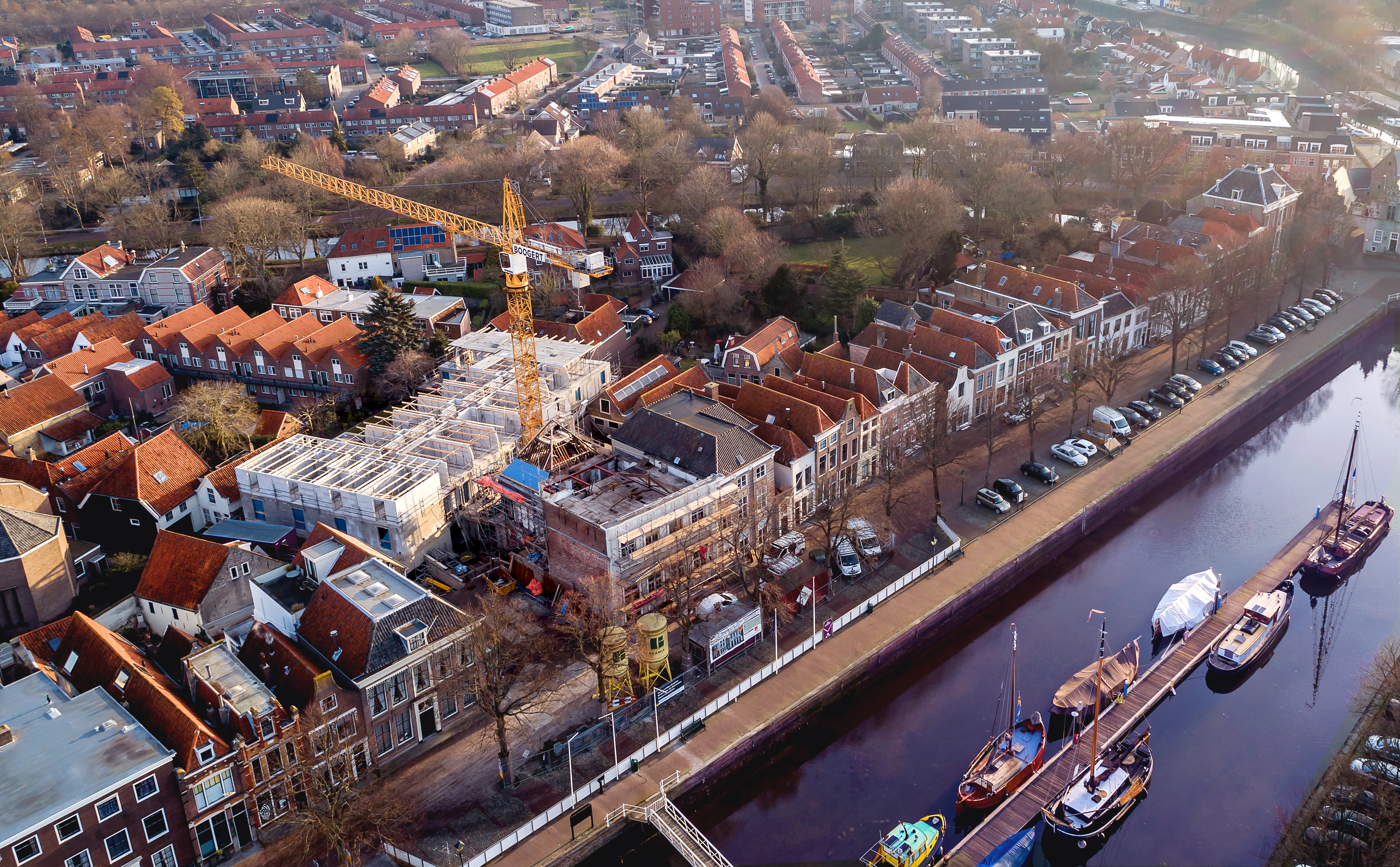 Bouw Hotel Mondragon naar hoogste punt