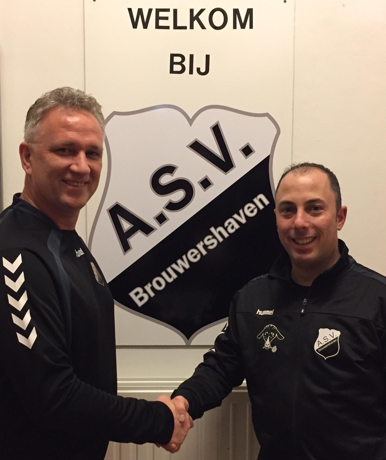 Brouwershaven verlengt contract trainer met twee jaar