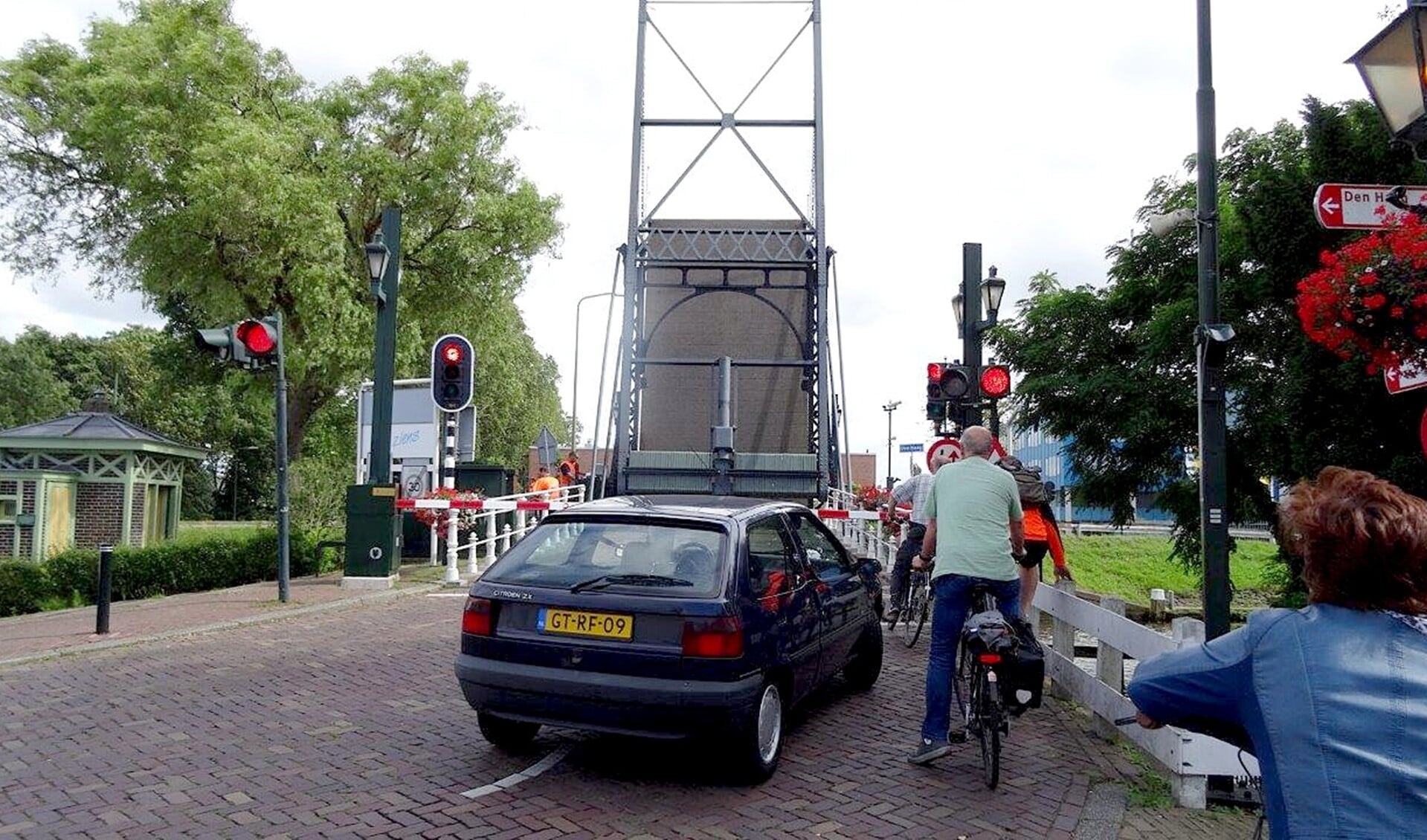 Een extra brug zou voor de ontlasting van het Damcentrum geen kwaad kunnen (archieffoto).