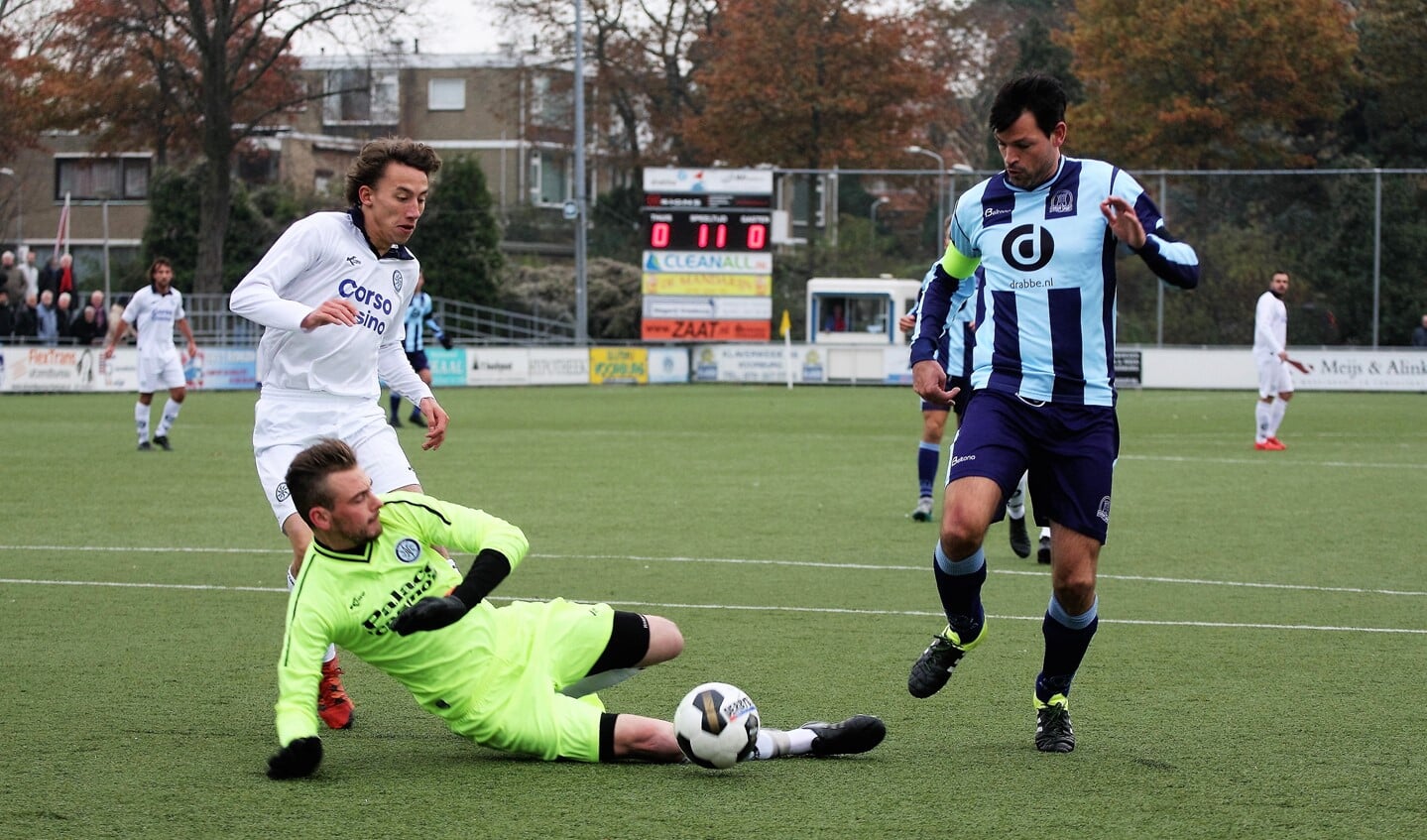 Matthijs Seilberger (Forum Sport) op weg naar 1-0 (foto: AW).
