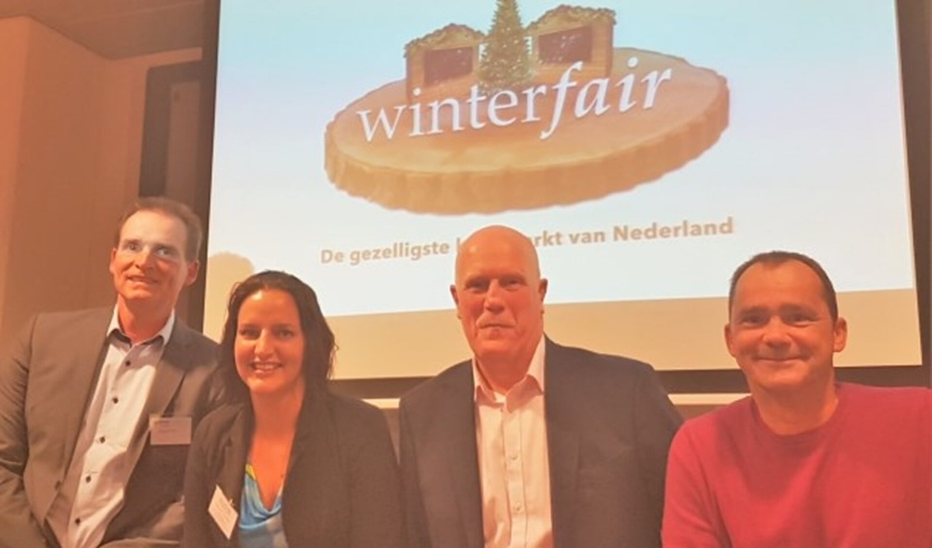 Marcel, Astrid, Ton en Bas willen een grote Winterfair organiseren. (Foto: Robbert Roos)