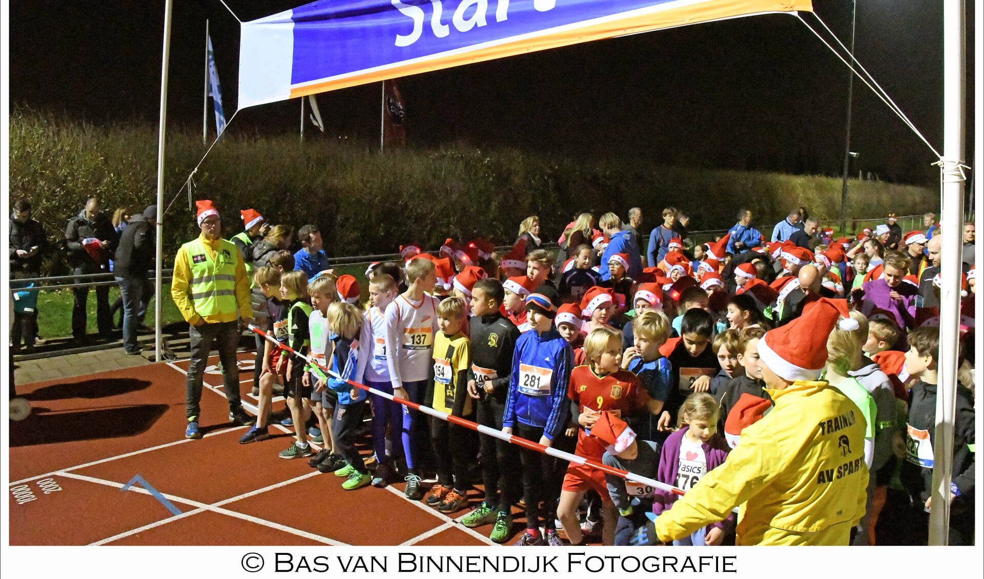 Start van de Light in the Night Kidsrun (foto: Bas van Binnendijk).