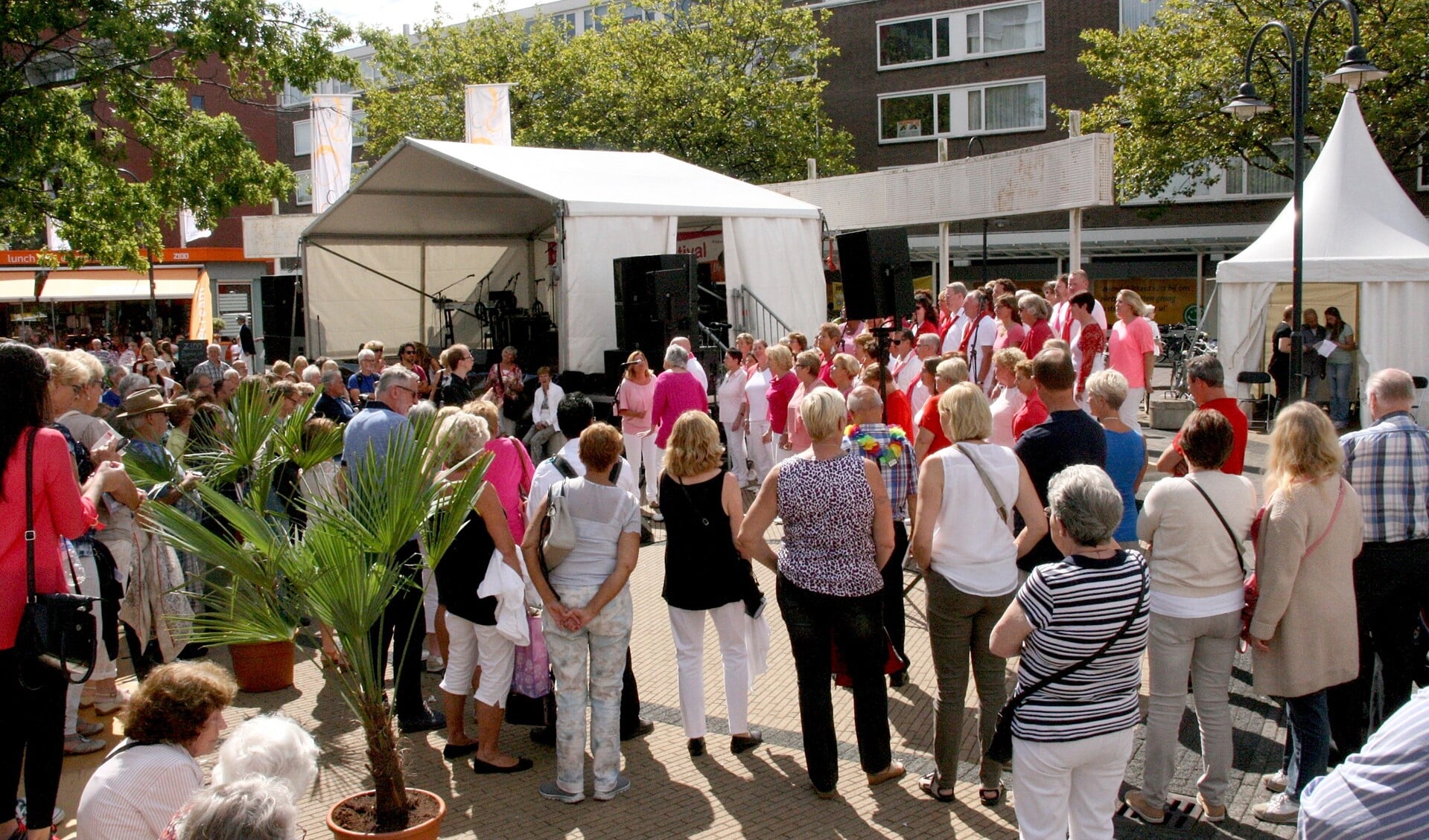 Start cultureel seizoen met Zomerfestival Julianabaan (archieffoto PR).