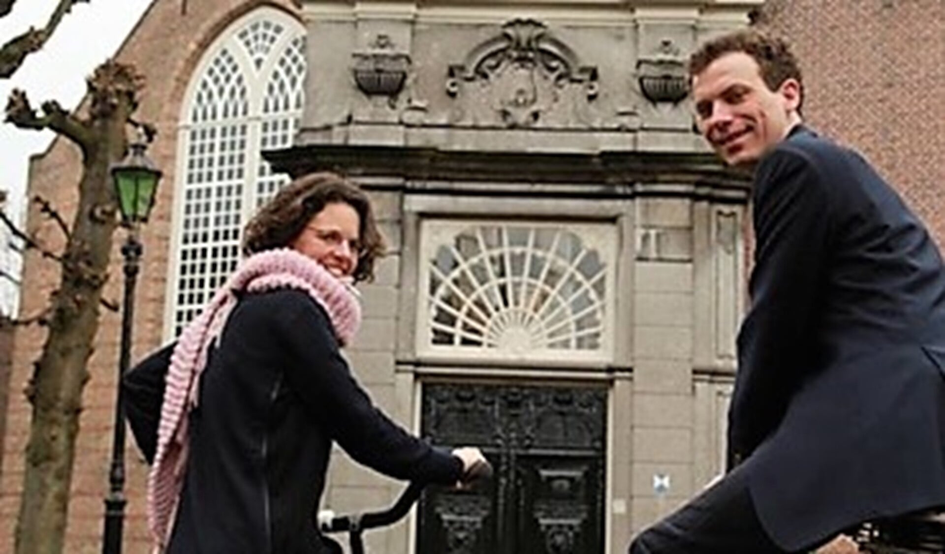 Ds. Leneke Marchand en ds. Giel Schormans vormen het nieuwe predikantenechtpaar van de Oude Kerk in Voorburg (foto: pr).