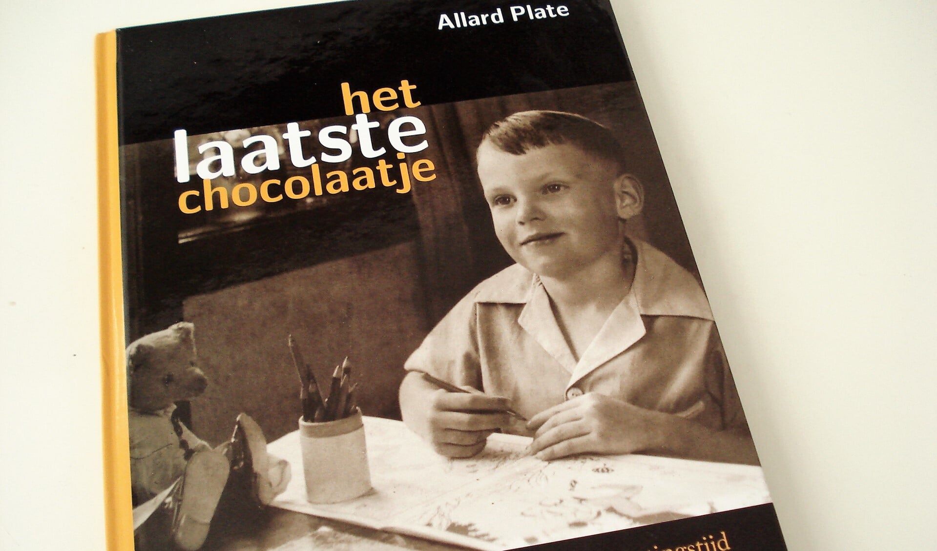 Het boekje dat Allard Plate schreef  over zijn jeugd in de bezettingstijd.