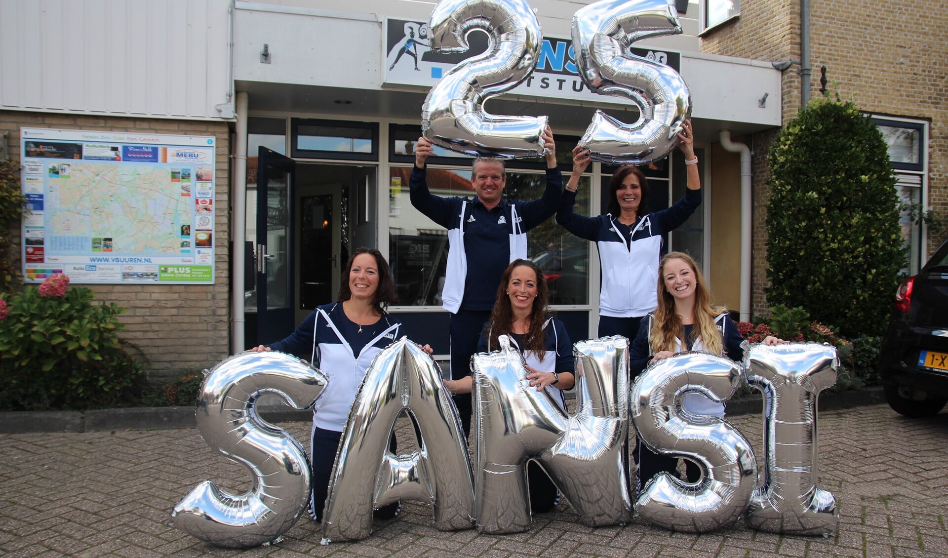 Sportstudio SANSI is en blijft een familiebedrijf dat wordt gerund door Wil en Jan van Dijk en hun drie dochters, Saskia, Angela en Silvana.