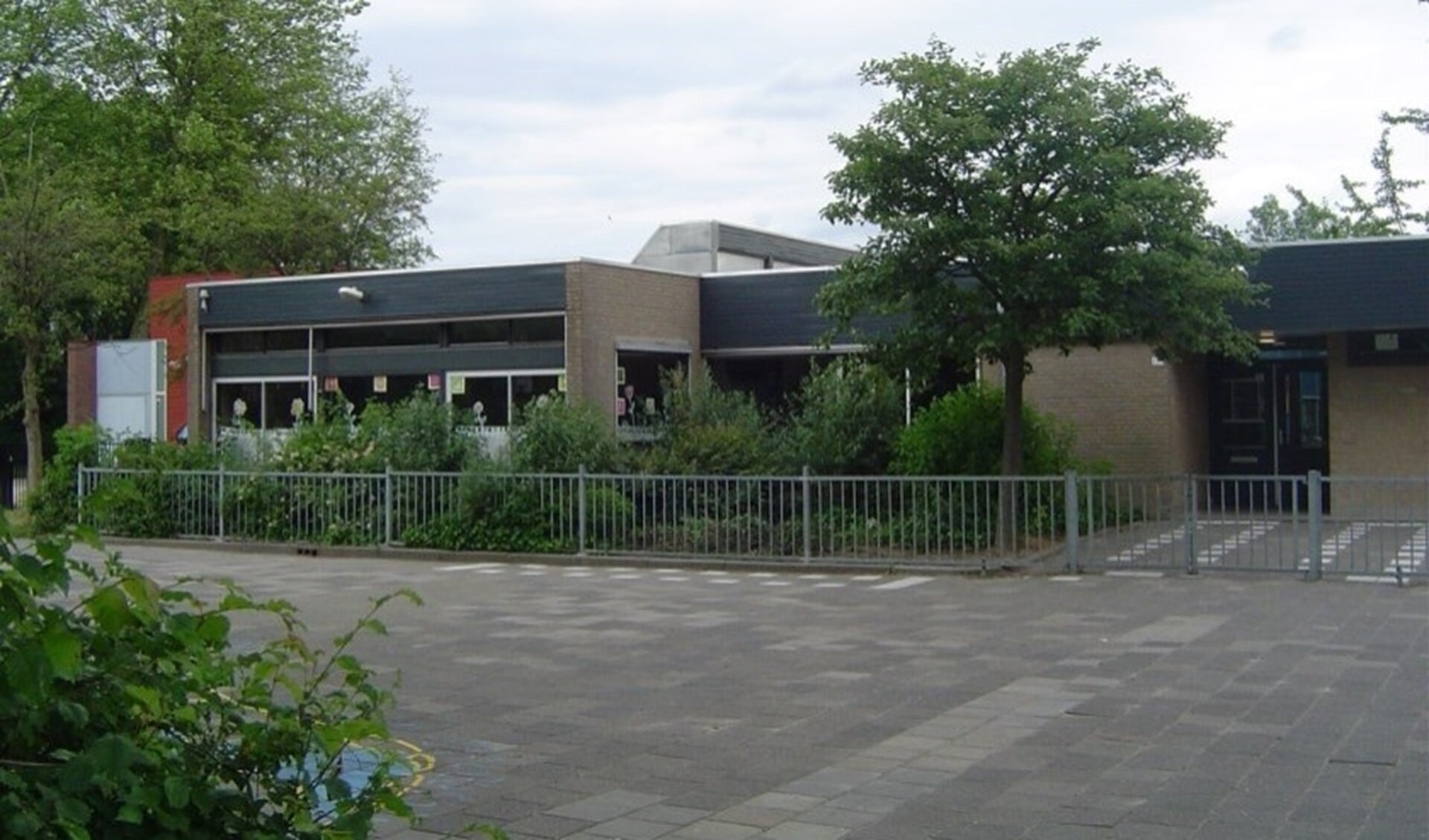 Het ontwerp van het gebouw voor de nieuwe school aan de Tol 251 is gereed (archieffoto).