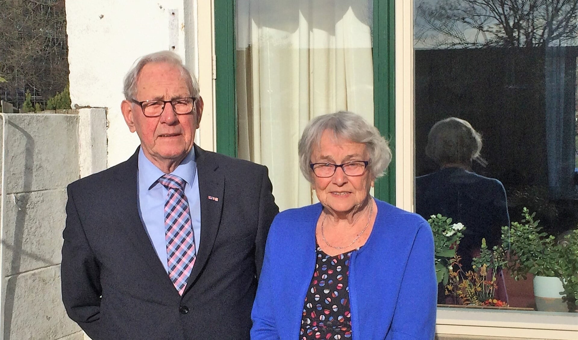Het Leidschendamse echtpaar de heer en mevrouw Wortel-Teunissen vierde onlangs hun 60-jarige bruiloft (familiefoto).