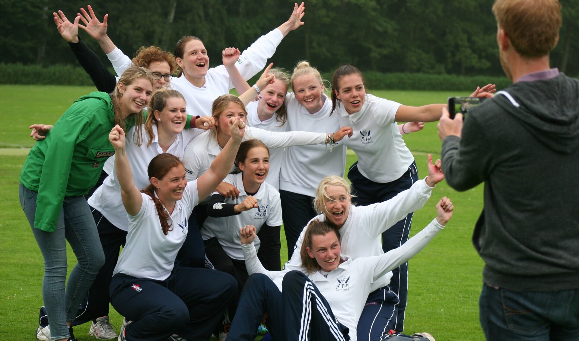 De VCC-dames vieren hun eerste nationale titel. (foto: Catch of the Day).