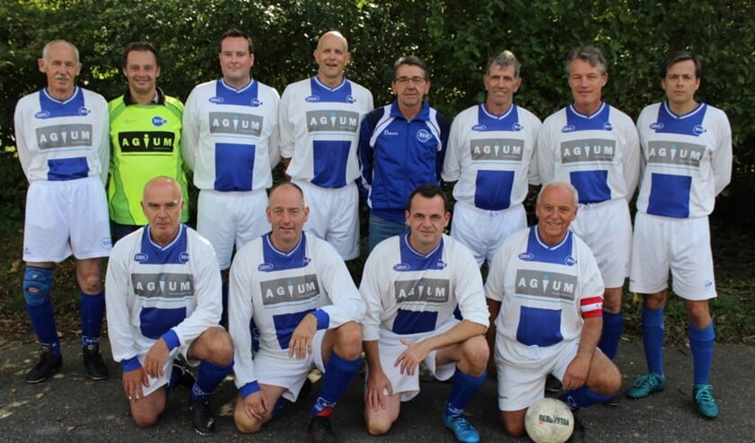 Kom jij een balletje trappen met deze sportieve mannen?