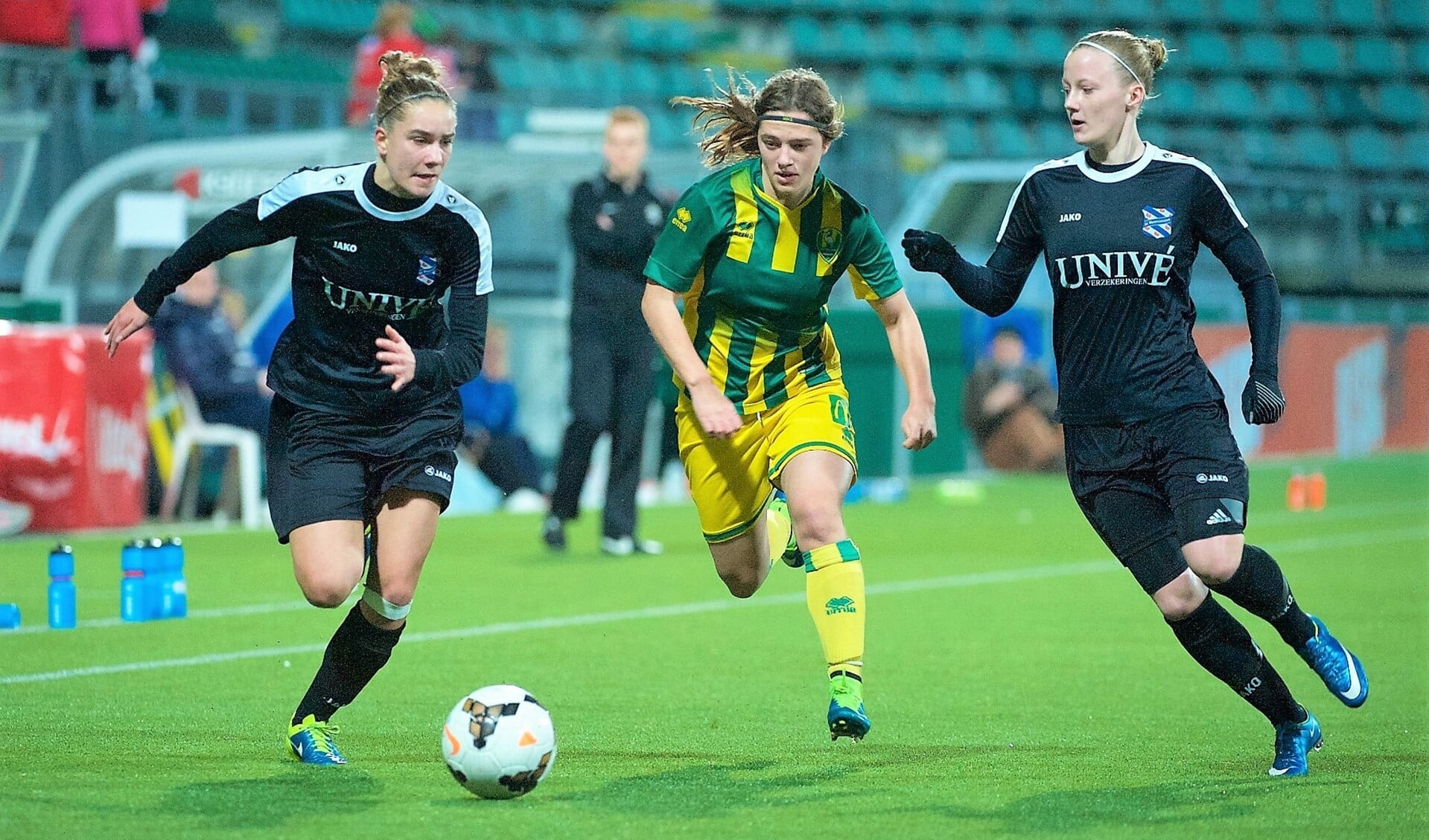 Maartje Looijen tijdens een wedstrijd voor ADO Den Haag vrouwen (foto: privé).