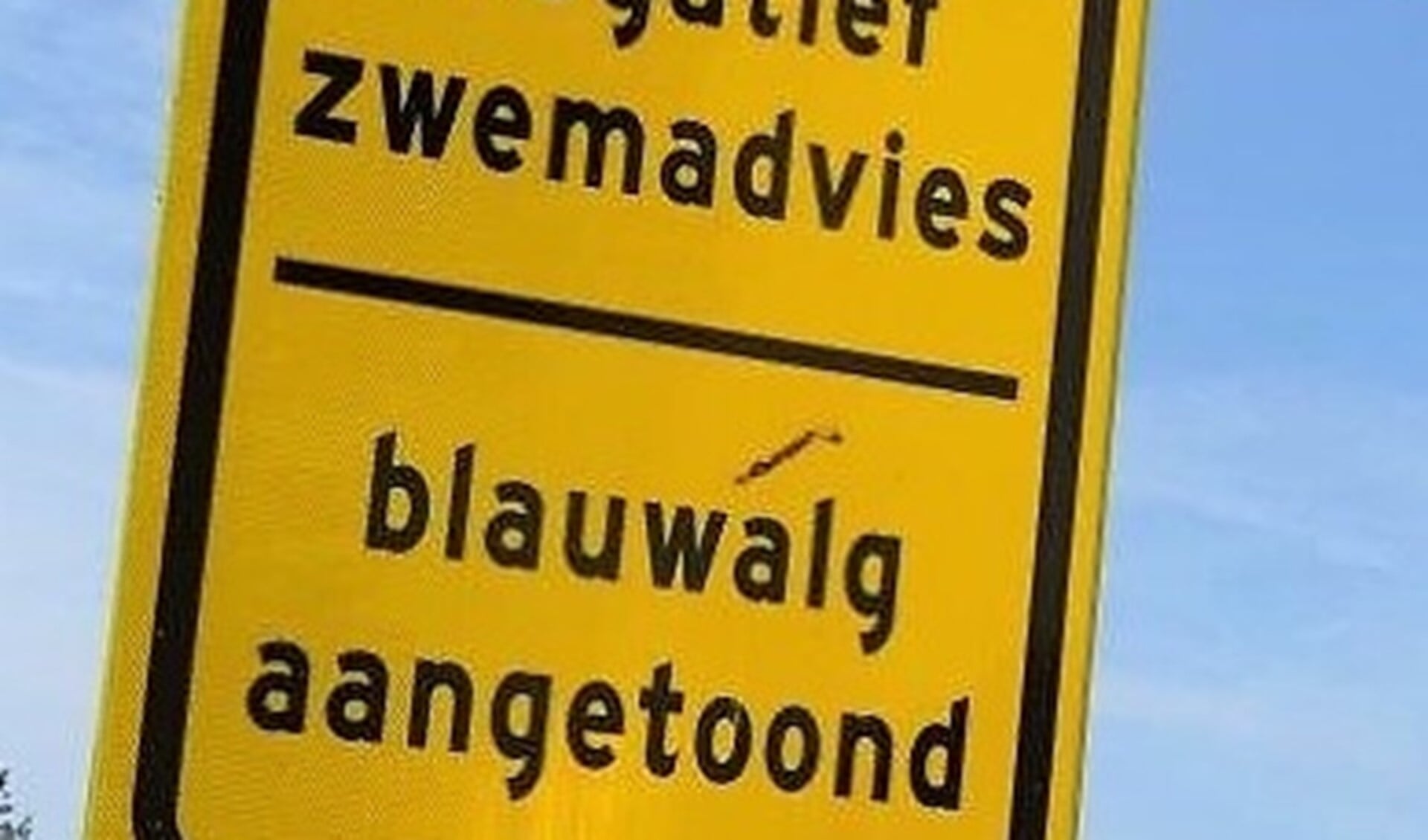 Vandaag werd bekend dat er een negatief zwemadvies geldt voor de zwemlocatie Vlietland Badstrand Noordoostoever (archieffoto Ap de Heus).