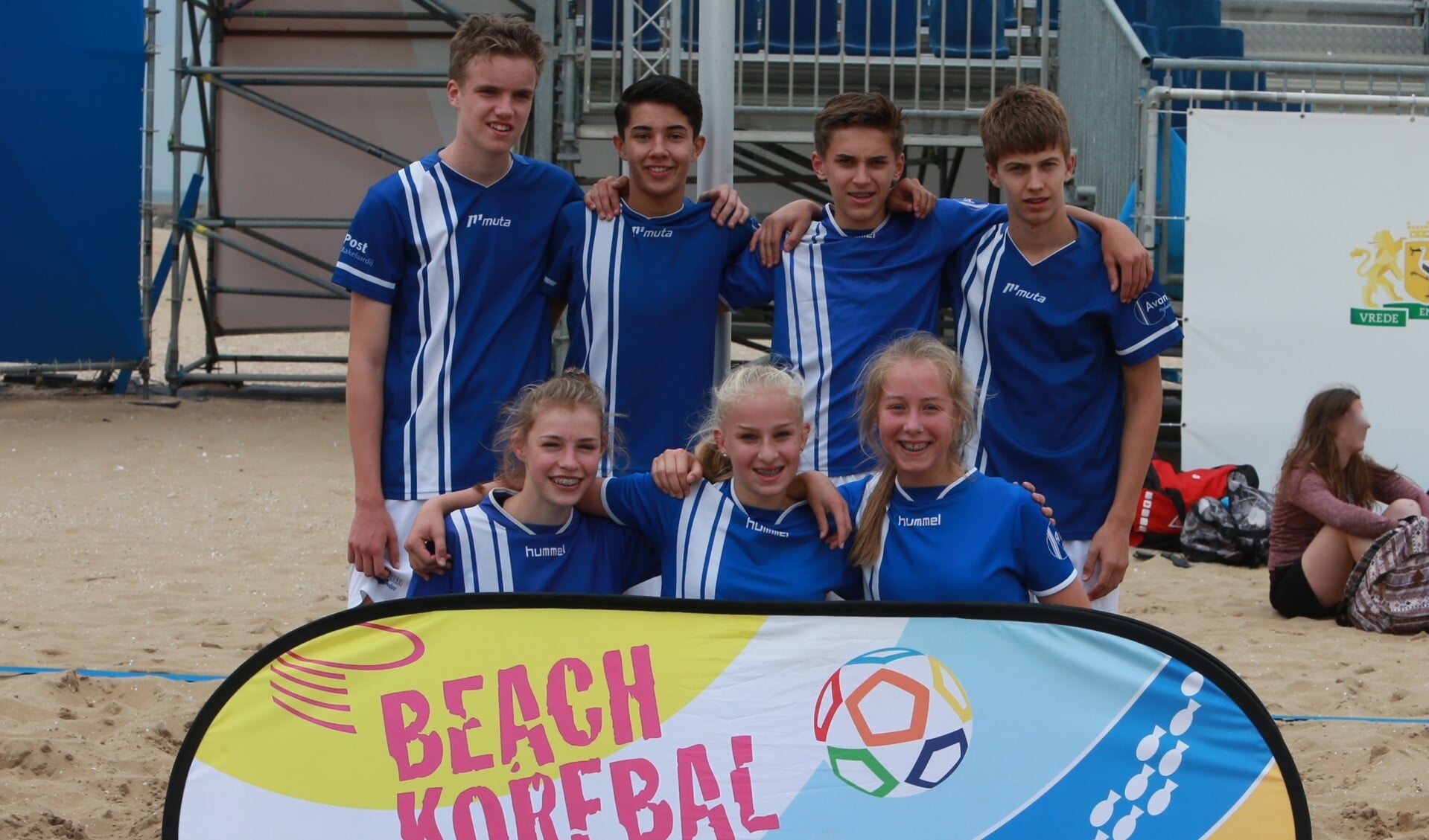 Avanti B1 kroont zich op het Scheveningse strand tot vice-kampioen.