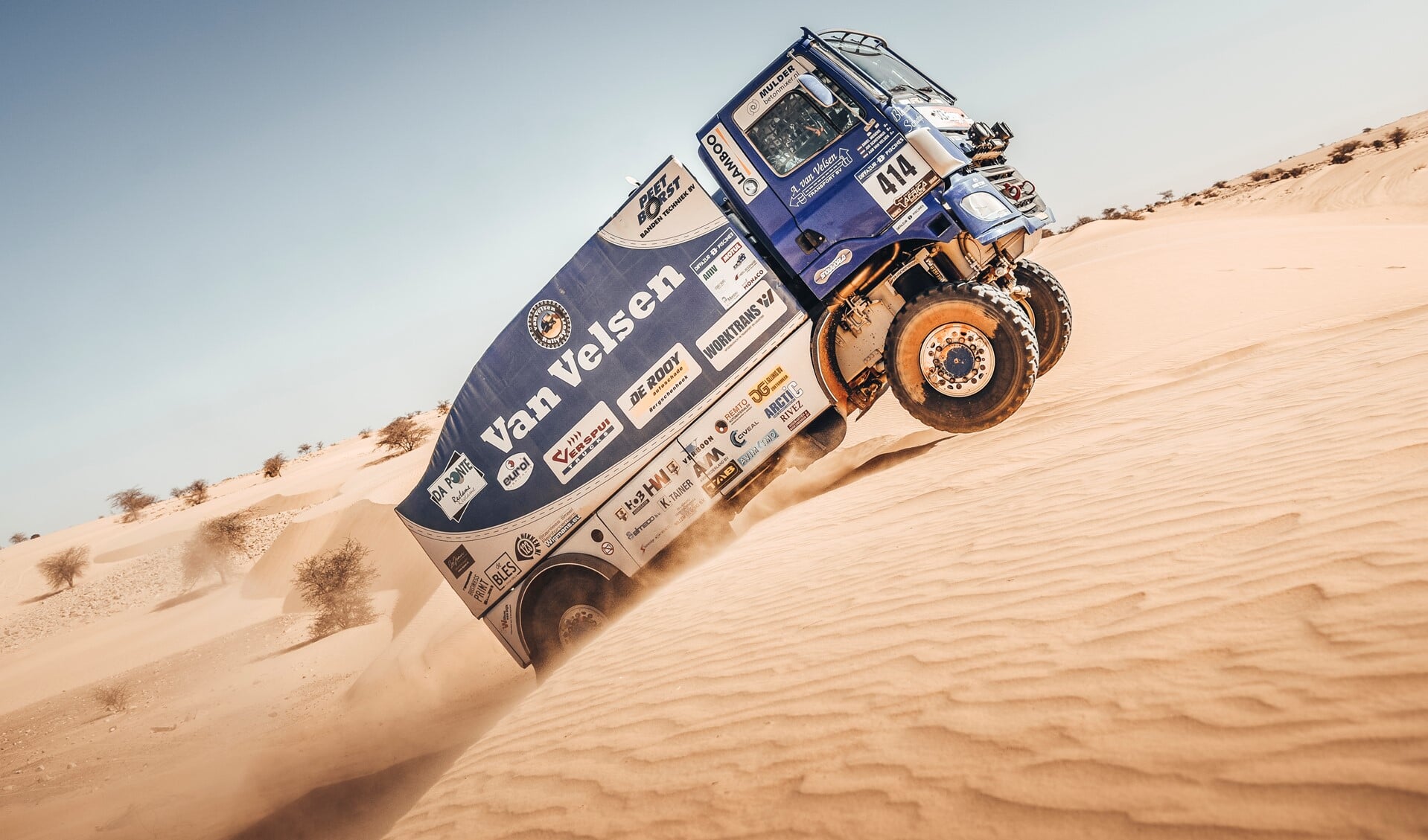 Van Velsen Rall Sport in de Africa Eco Race. Ook komend jaar wordt weer deelgenomen aan rally's in Afrika en in Marokko (foto: Alessio Corradini).