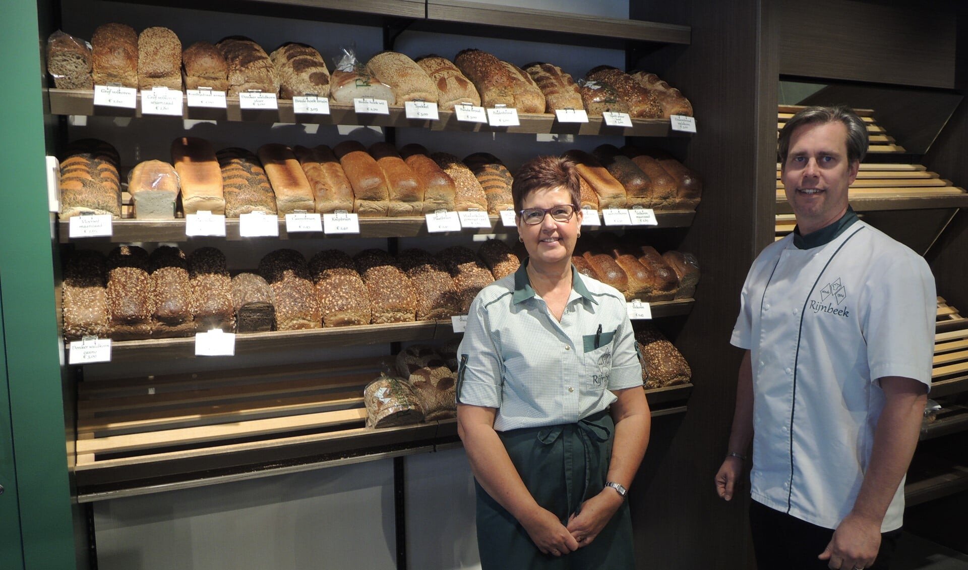 Het team in Keijzershof bakt ze al vijf jaar ambachtelijk bruin.