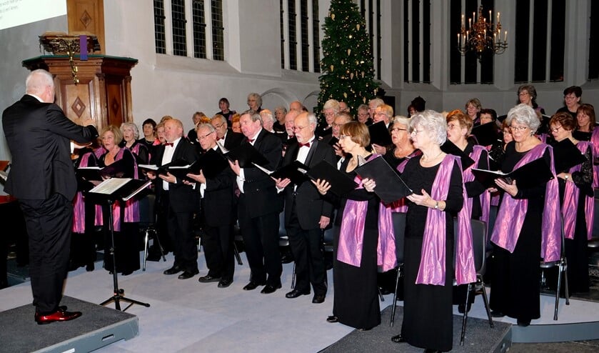 Het Voorburgs Operakoor (Foto's: Ot Douwes)