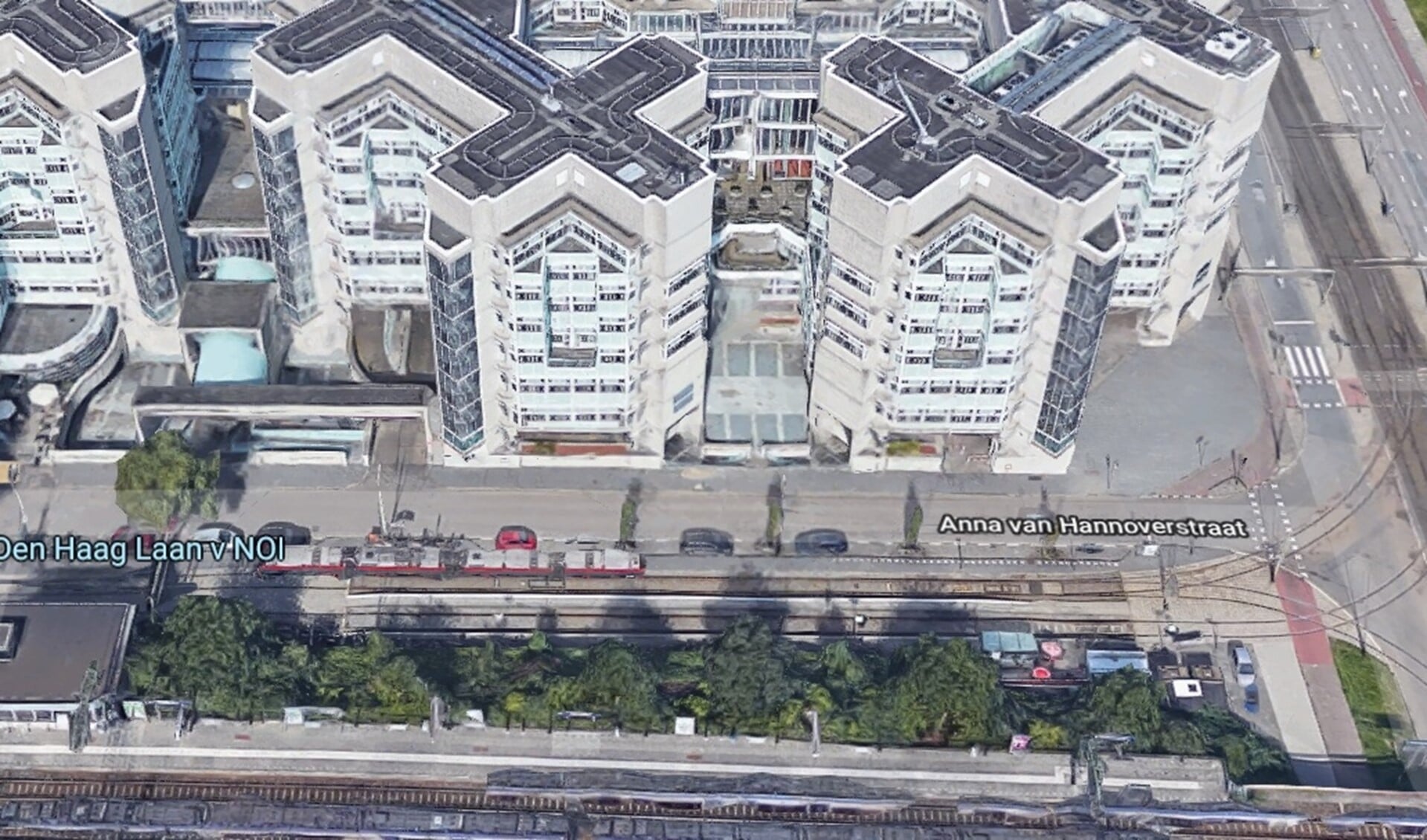 Het voormalige ministerie van Sociale Zaken (Foto: Google Maps)