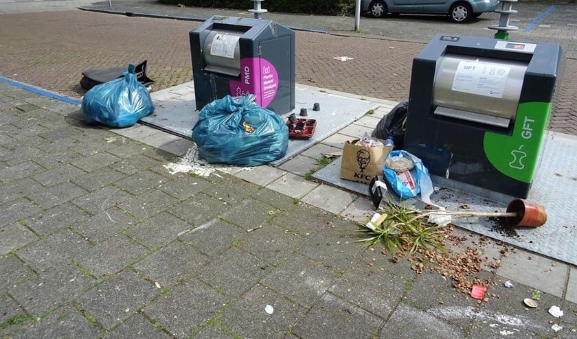 Nog steeds komen er veel klachten binnen over niet geleegde en/of volle containers (foto: Ap de Heus).