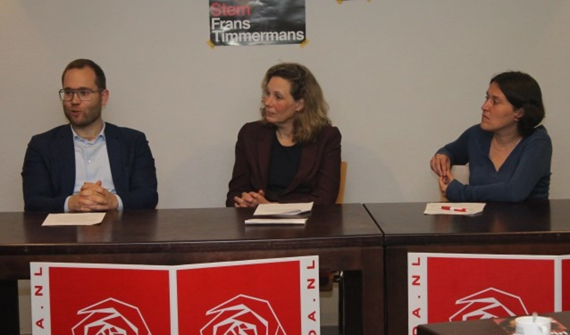 Europarlementariër Kati Piri (geheel rechts) was ook van de partij bij het debat in Lansingerland.