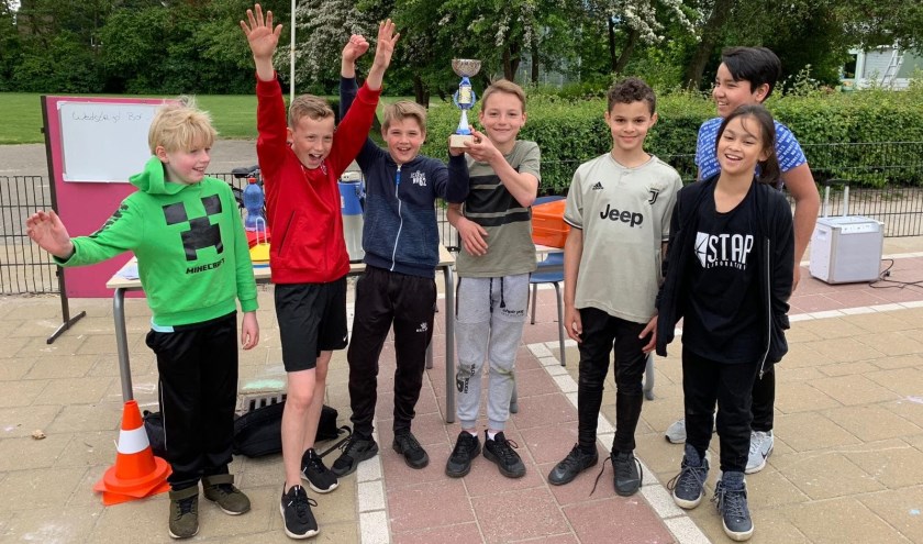 Na een actieve ochtend werd de sportdag afgesloten met een prijsuitreiking. Foto: pr