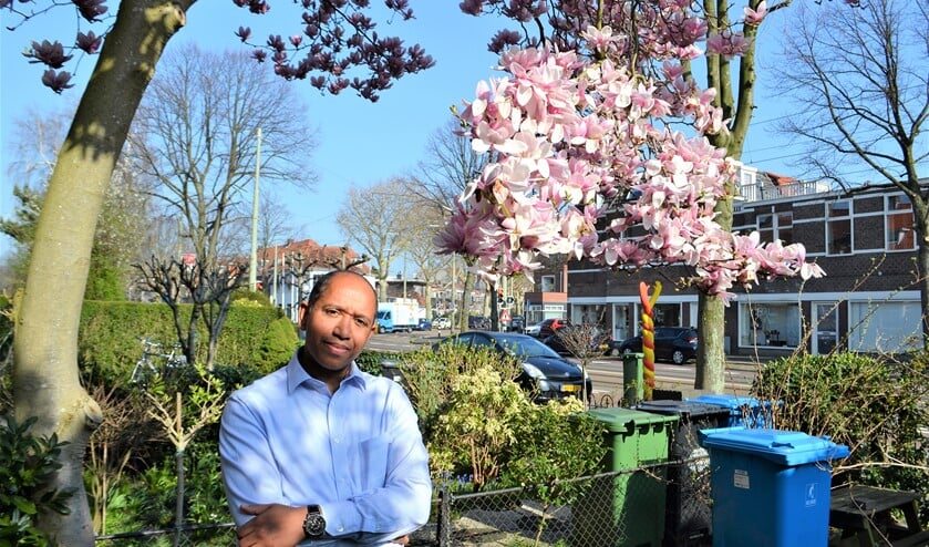 Delroy Blokland is in 2007 naar Voorburg verhuisd. Toen zijn kinderen naar de basisschool gingen, heeft Blokland zich gemeld bij de lokale PvdA om meer betrokken te zijn bij het bestuur van de gemeente.