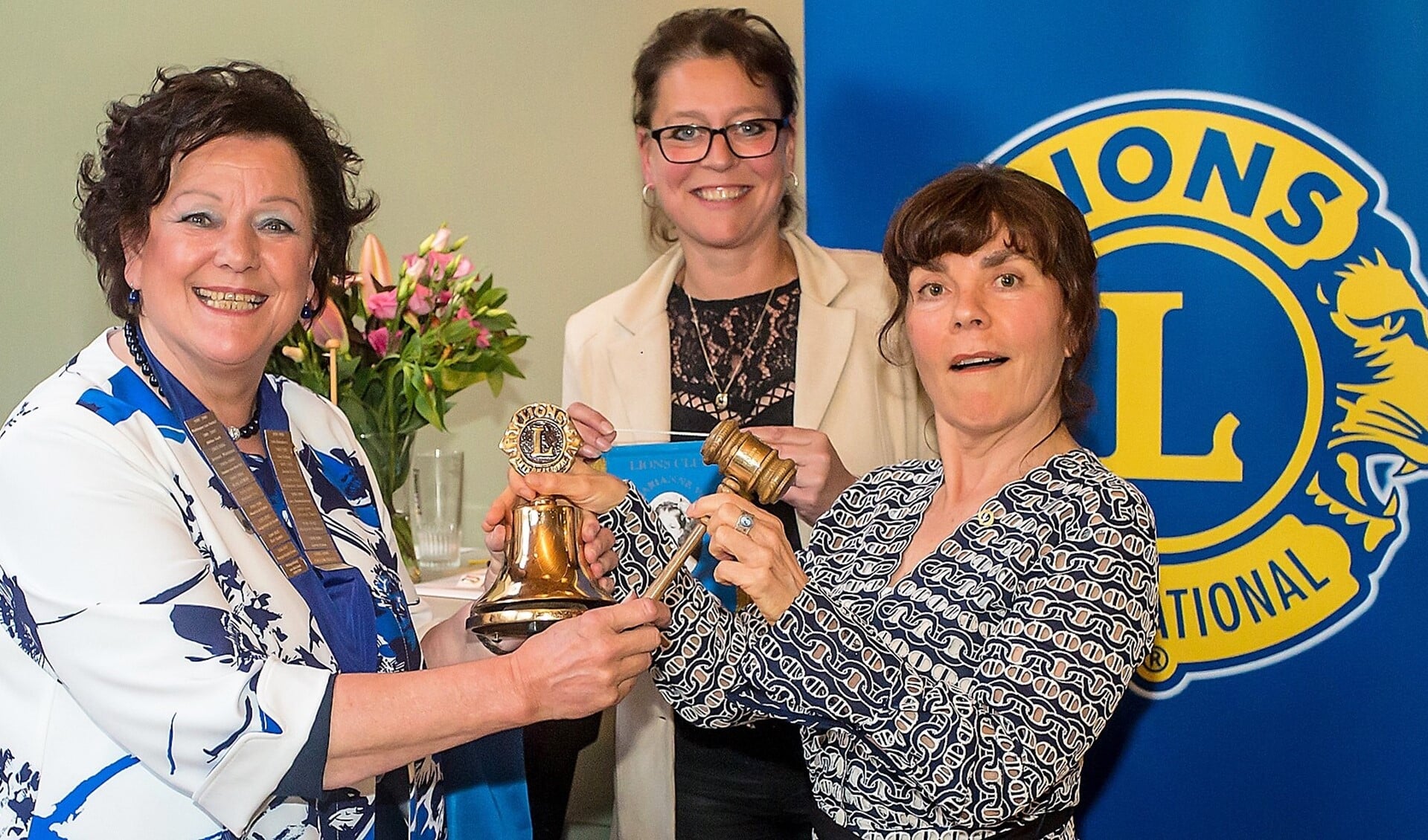 President Marianne Knijnenburg, Nicole de Groot-Budé en president 2019-2020 Gertrude Borsboom (foto Floris Heukensfeldt Jansen).