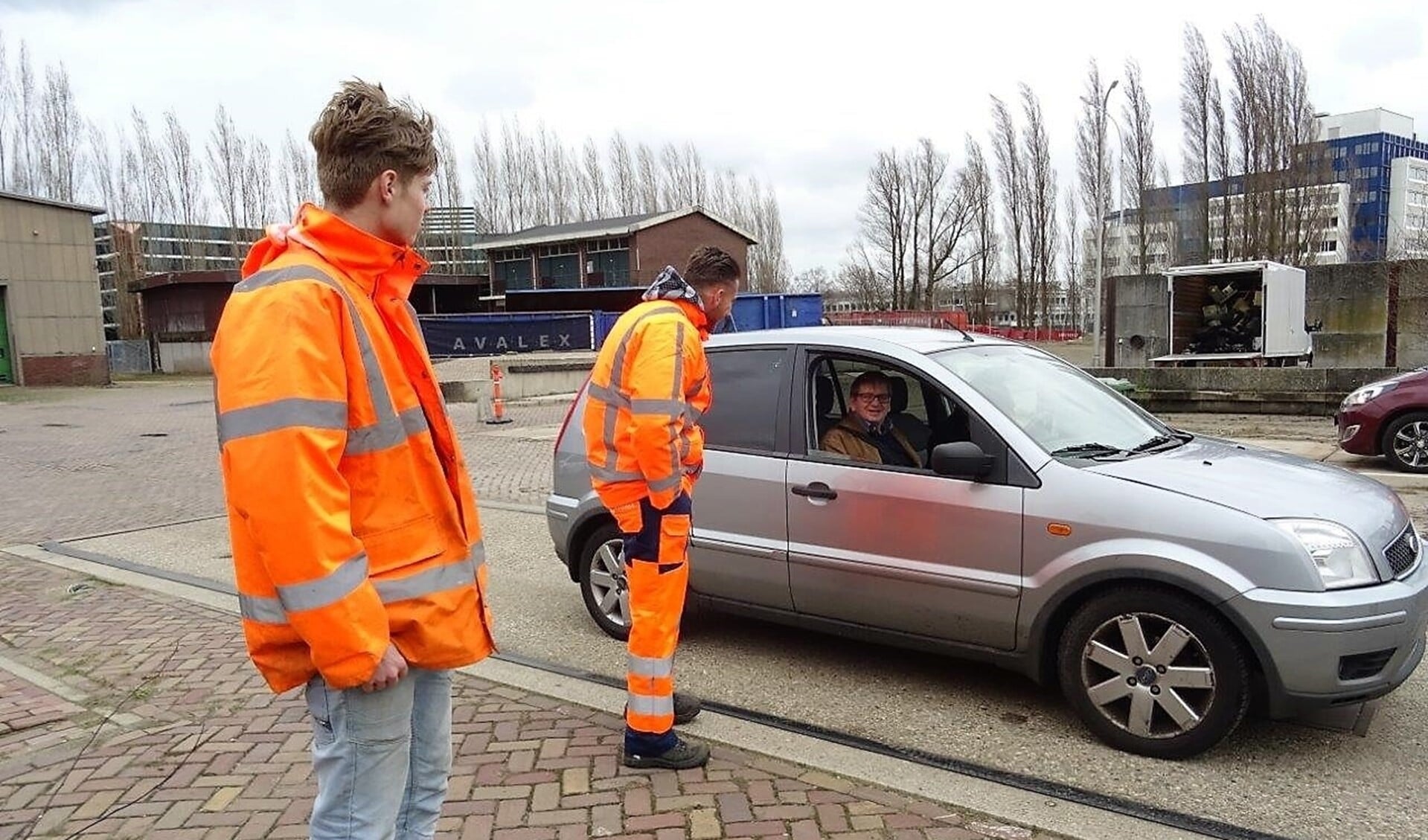 Het inleverpunt aan de Nieuwe Haven gaat alweer dicht omdat mensen toch afval blijven dumpen (archieffoto Ap de Heus).