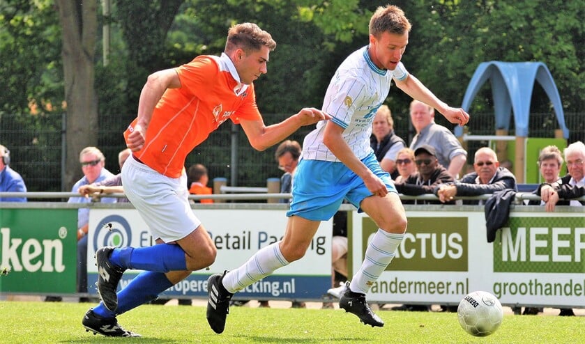 Ook komend seizoen staat S.V. Honselersdijk (Nigel Hendriks) – Forum Sport (Marc du Chatenier) op het programma (foto: AW).