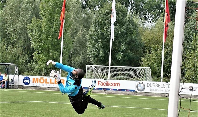 Martesano Biliosa zowel op het veld als in zijn werk een soort vliegende keep (foto: Sinder Mangre).