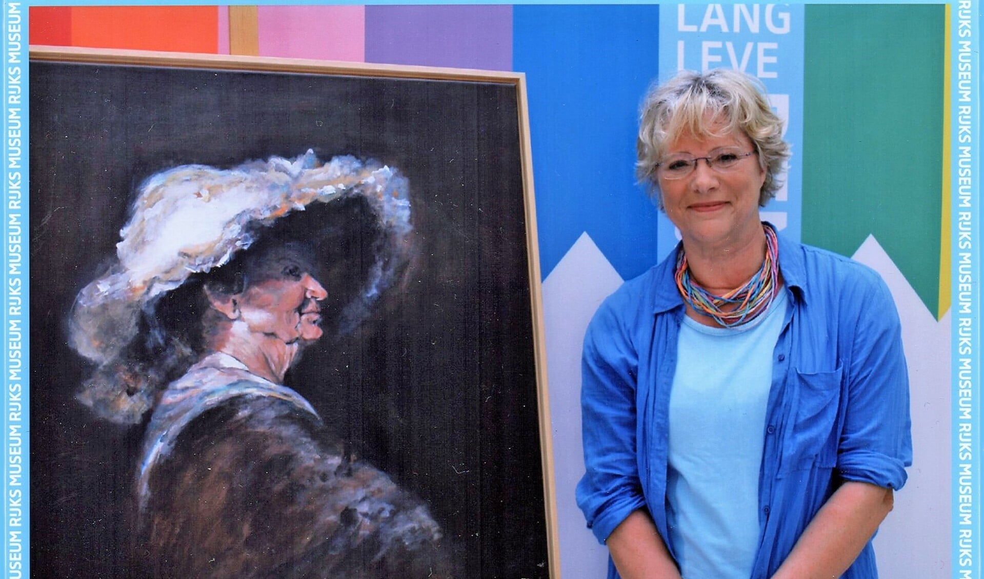 Maria Kroon maakte in de stijl van Rembrandt een portret van haar schildersmaatje Riet Luckel (foto: pr).