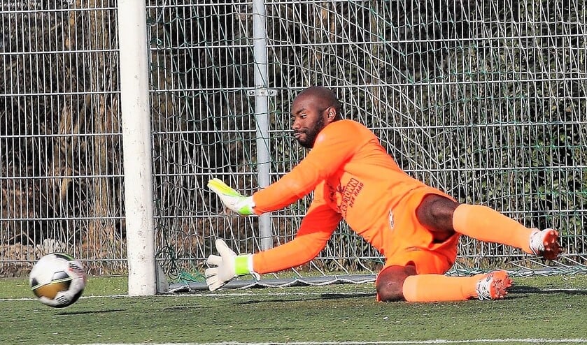 Penaltykiller Martesano Biliosa (Wilhelmus) gaat de strijd met concurrenten aan (archieffoto: AW).