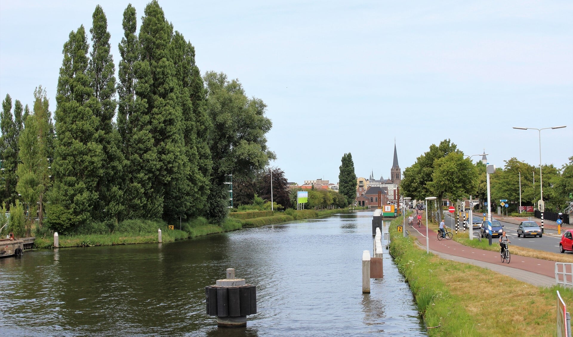 Ter hoogte van de Overgoo zou een extra brug moeten komen vinden de voorstanders van een brug. De tegenstanders denken dat die alleen  maar het probleem verplaatst (foto: DJ).