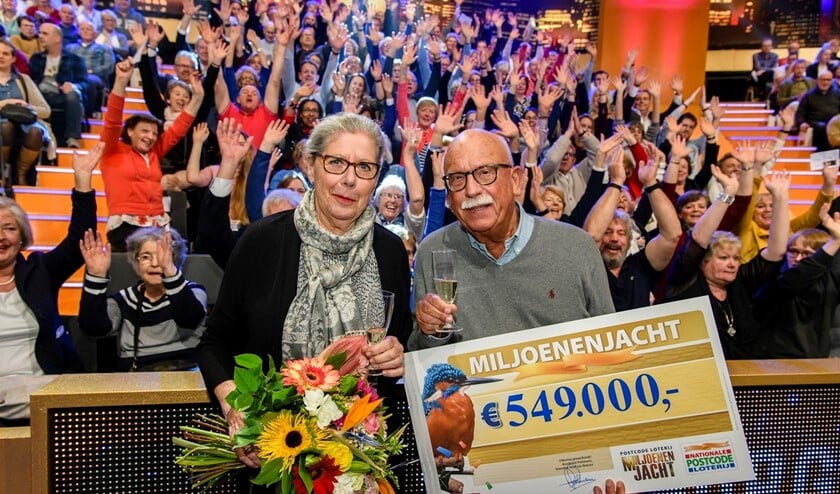 Voorburger Bernard, hier met zijn vrouw, was eerder succesvol tijdens de Miljoenenjacht (foto: Roy Beusker).