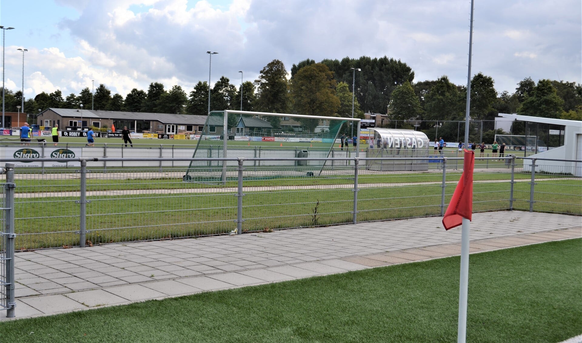 Op sportpark 't Loo bij Forum Sport gebeurt van alles om uiteindelijk te komen tot een verbeterd sportcomplex (foto: Inge Koot).