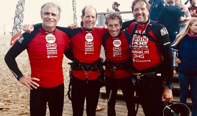 Deelnemende kiters v.l.n.r. Anthony de Kievid, Joris Verhoeven, Sicco Baauw en Harold van de Mijle Meijer (tekst: Ha; foto: V.d. Mijle Meijer).