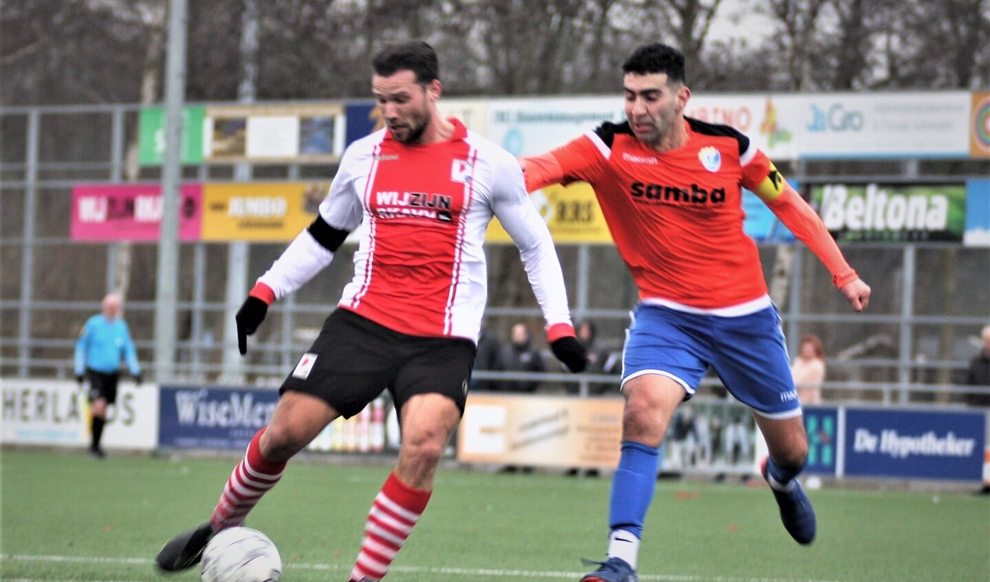RKAVV scoort (Remco Overdevest 3-1).