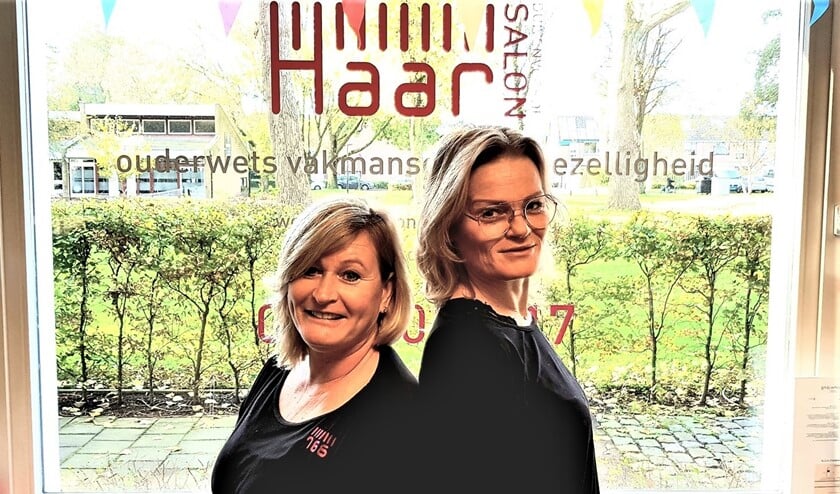 <p>De twee enthousiaste en ervaren ondernemers Sandra en Angelique vertellen enthousiast over hun kapsalon. </p>