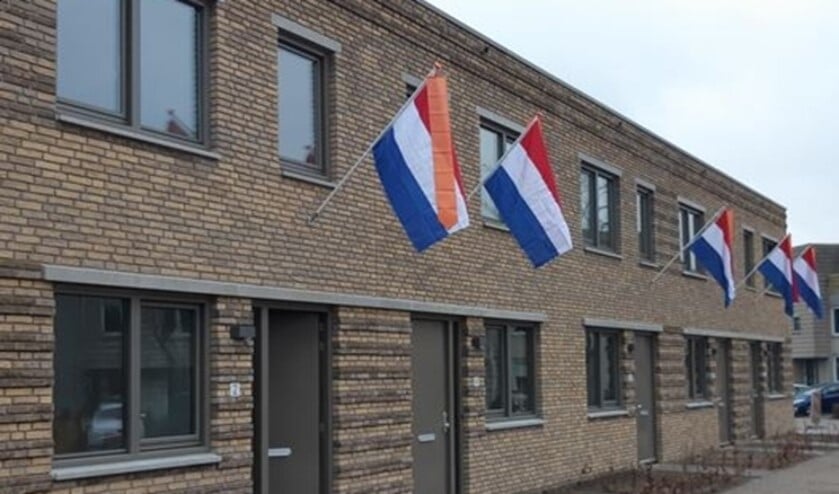 <p>Fotobijschrift: De eengezinswoningen van De Goede Woning zijn goed geïsoleerd en elke woning is voorzien van een individuele bodemwarmtepomp en van zonnepanelen.</p>