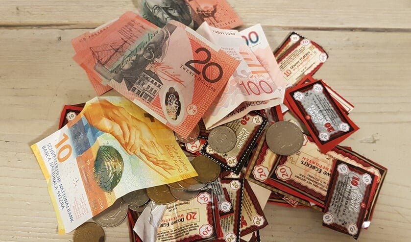 <p>Behalve koffiepunten kun je ook oud en vreemd geld inleveren.</p>