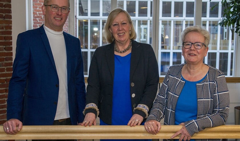 Alfred van Kesteren, Wethouder Van Eekelen, Thea Visser (Foto: Xandra Baldessari).