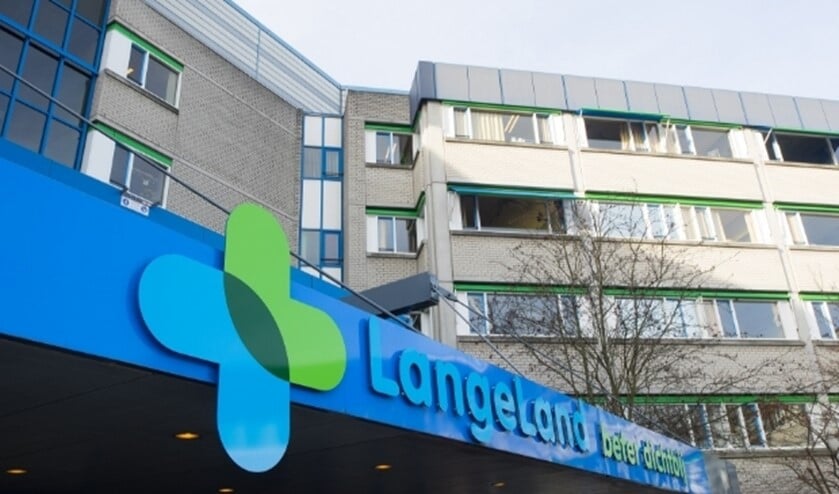 <p>Ingang LangeLand Ziekenhuis</p>