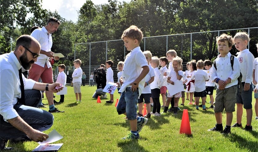Uitreiking rugbycertificaat Guppen op 28 juni 2020 (foto: Willemijn Noordoven).