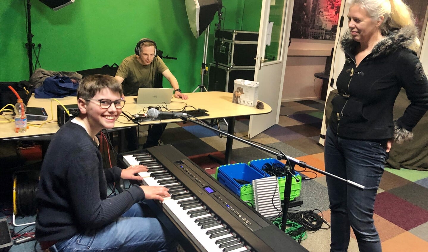Maarten Bakker en Angelique Schipper bij Midvlietprogramma Click Track (foto: PR).