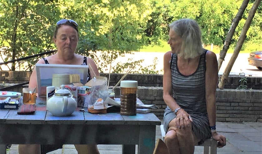Deelnemers in gesprek tijdens de eerste bijeenkomst 'Omgaan met angst voor corona' (foto: pr).